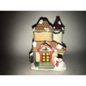 K’s Collection Figurines, Santa house, opens to Santa/Teddy/Tree Christmas